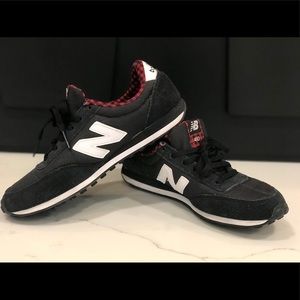 🚨Price Drop🚨 New Balance 410 Sneaker - Size 7